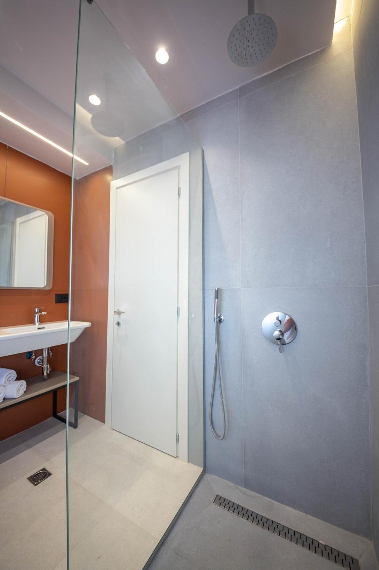 Blloku Unique Apartments 2 Tirana Habitación foto